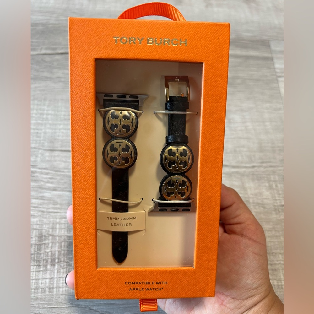 NWT Tory Burch Apple Watch Band